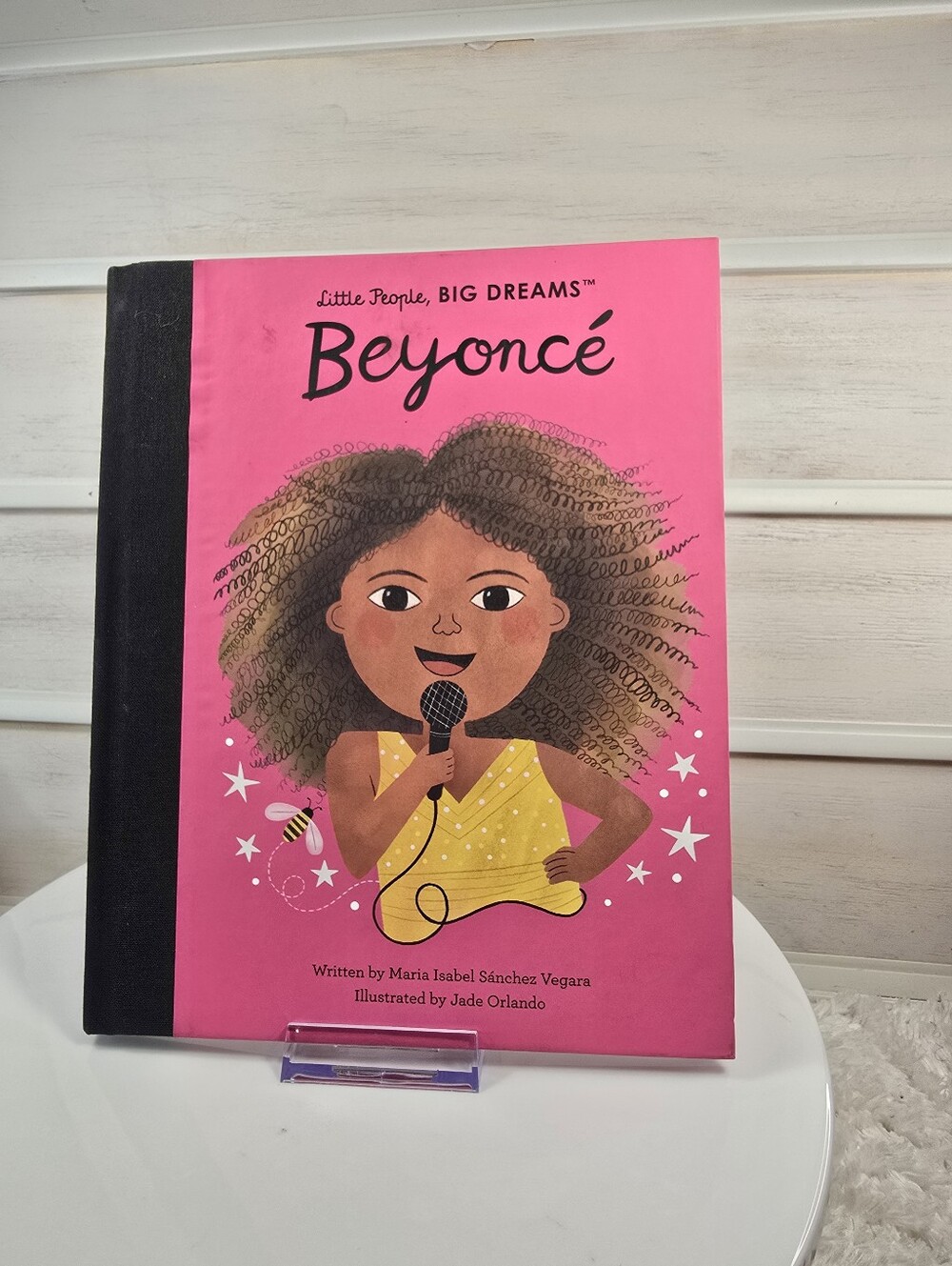Beyoncé Little People, Big Dreams — Pink Kids Book